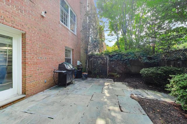 4736 MASSACHUSETTS AVE NW, Washington, DC 20016