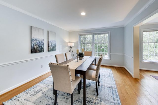 4736 MASSACHUSETTS AVE NW, Washington, DC 20016