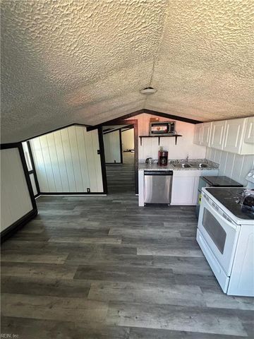 11025 Jefferson AVE, Newport News, VA 23601