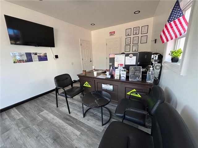 11025 Jefferson AVE, Newport News, VA 23601