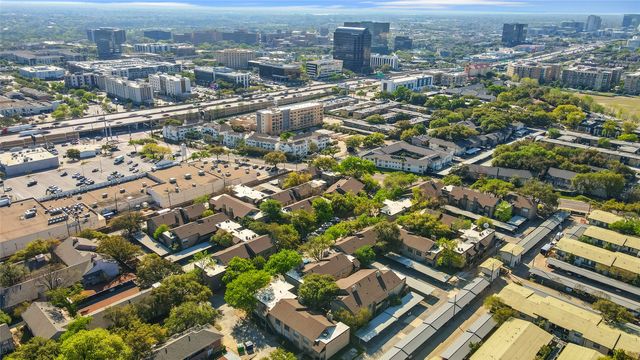 10437 High Hollows Drive 219, Dallas, TX 75230