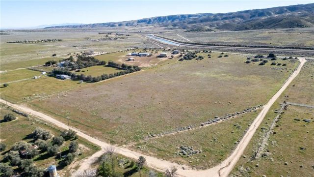 229 W Avenue D-11, Lancaster, CA 93536