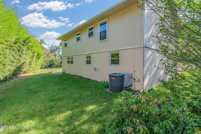 1321 Scotsbury Circle, Knoxville, TN 37919