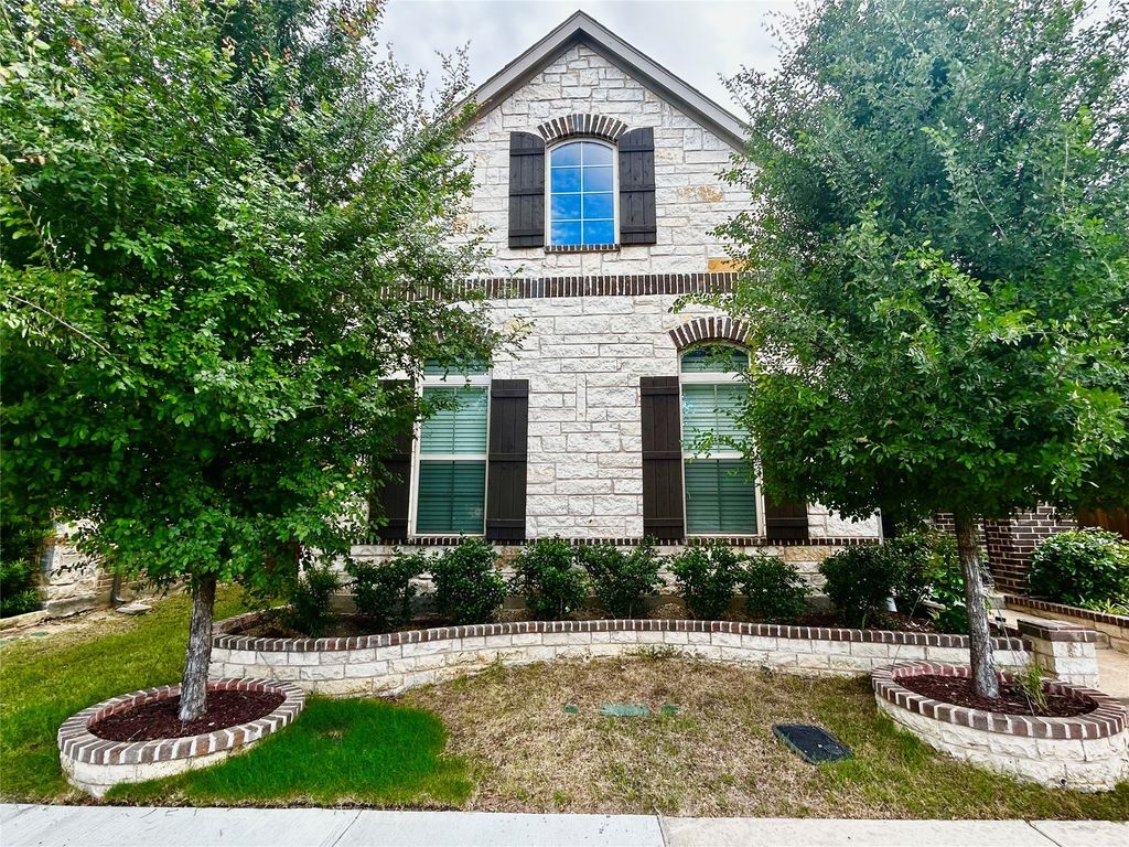 12749 Friar Street, Farmers Branch, TX 75234