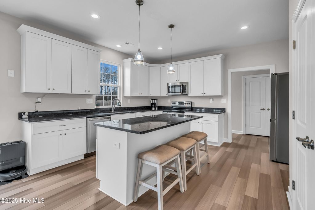 201 Victoria Lane, Elizabeth City, NC 27909