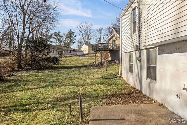 102 N 81st, Belleville, IL 62223