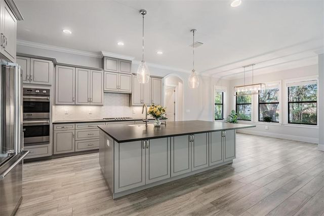 207 CHIPPEWA AVENUE, Tampa, FL 33606