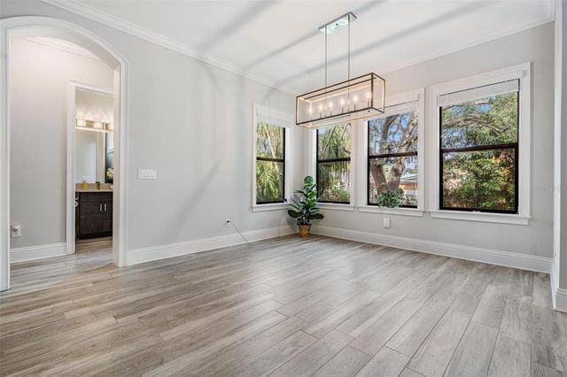 207 CHIPPEWA AVENUE, Tampa, FL 33606