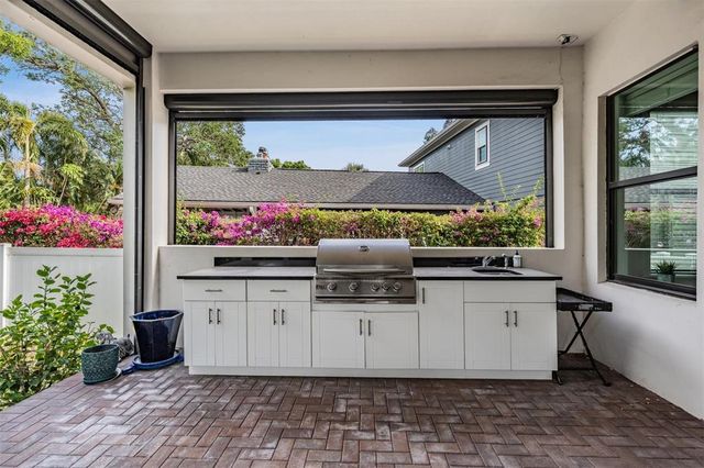 207 CHIPPEWA AVENUE, Tampa, FL 33606