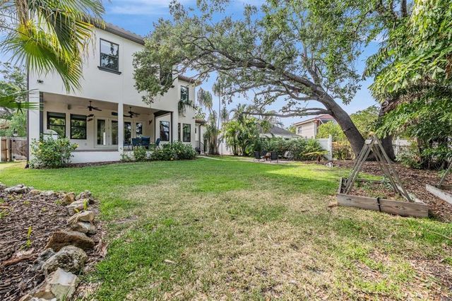 207 CHIPPEWA AVENUE, Tampa, FL 33606