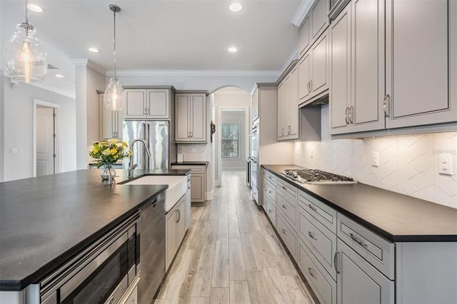 207 CHIPPEWA AVENUE, Tampa, FL 33606