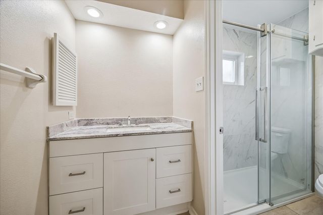 12239 Meadowhollow Drive, Meadows Place, TX 77477