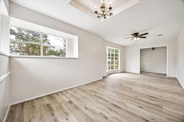 12239 Meadowhollow Drive, Meadows Place, TX 77477