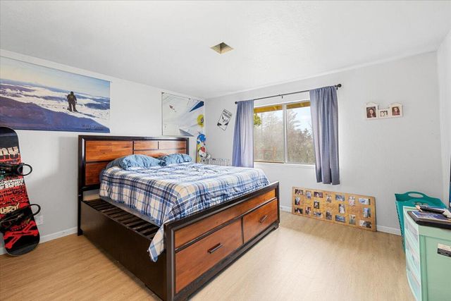 2587 Woodland Park Road, Grants Pass, OR 97527