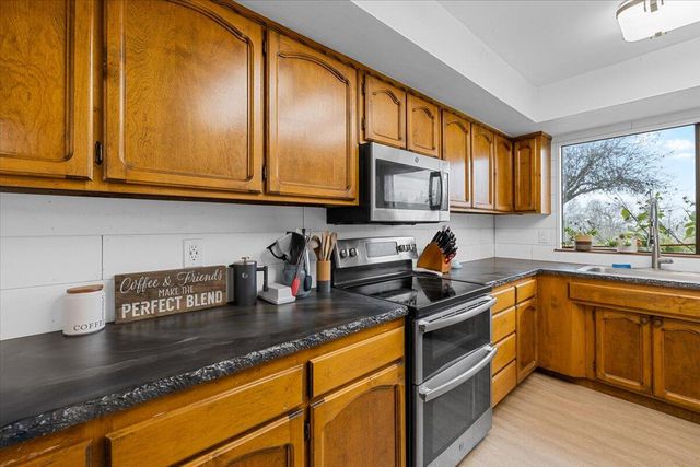 2587 Woodland Park Road, Grants Pass, OR 97527