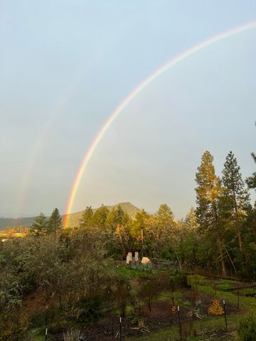 2587 Woodland Park Road, Grants Pass, OR 97527