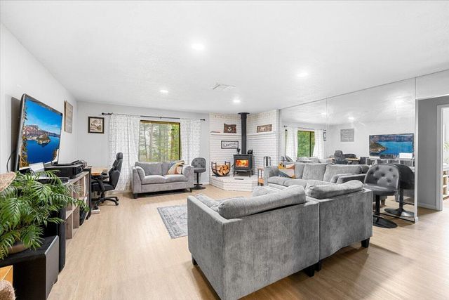 2587 Woodland Park Road, Grants Pass, OR 97527