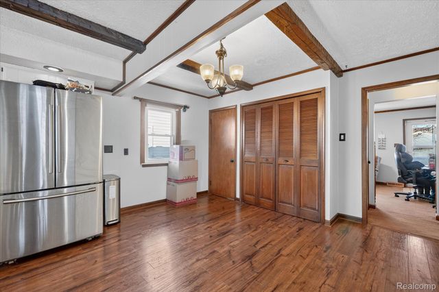 1252 8th Street, Wyandotte, MI 48192