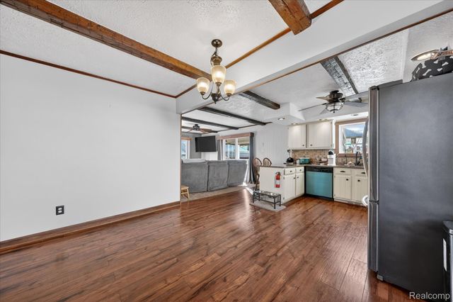 1252 8th Street, Wyandotte, MI 48192