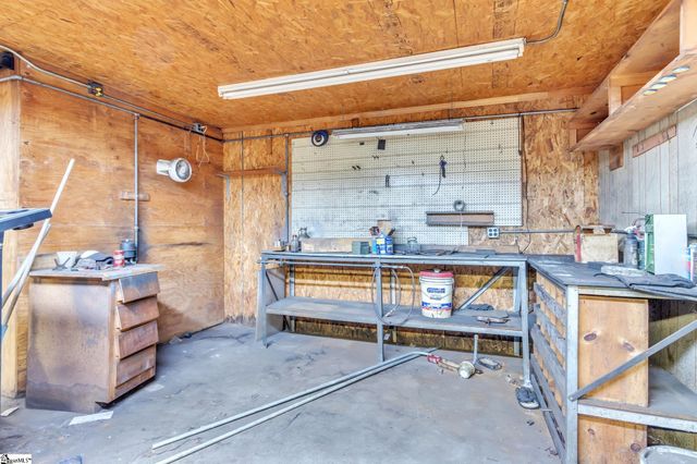 34 Fowler Drive, Woodruff, SC 29388