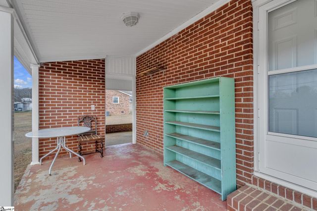 34 Fowler Drive, Woodruff, SC 29388