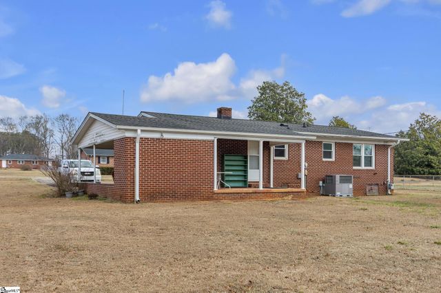 34 Fowler Drive, Woodruff, SC 29388