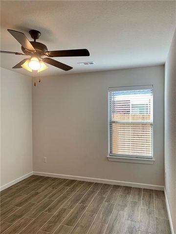 4479 Topeka Avenue, Fayetteville, AR 72704