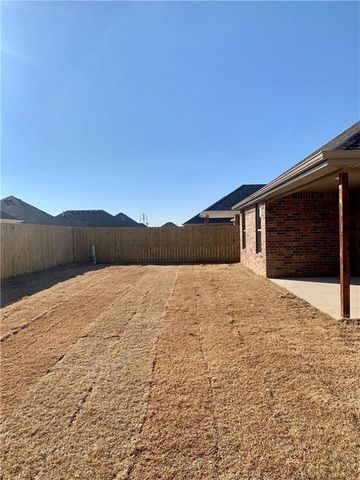 4479 Topeka Avenue, Fayetteville, AR 72704