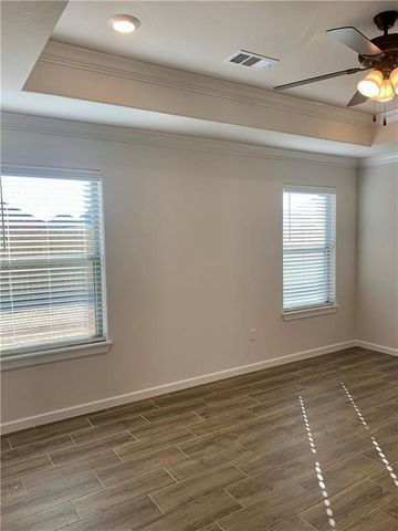4479 Topeka Avenue, Fayetteville, AR 72704