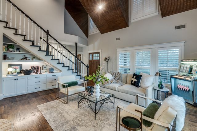 1042 Cardinal Drive, Bartonville, TX 76226