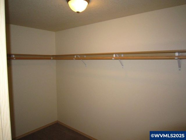 1354 Vista Av, Salem, OR 97302