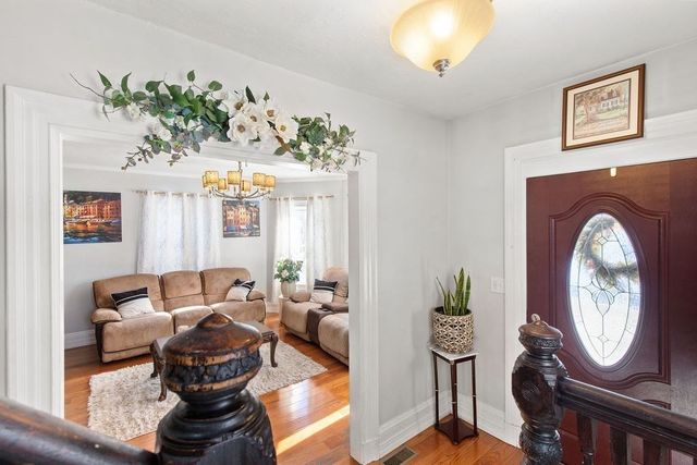 356 Crescent St, Brockton, MA 02302