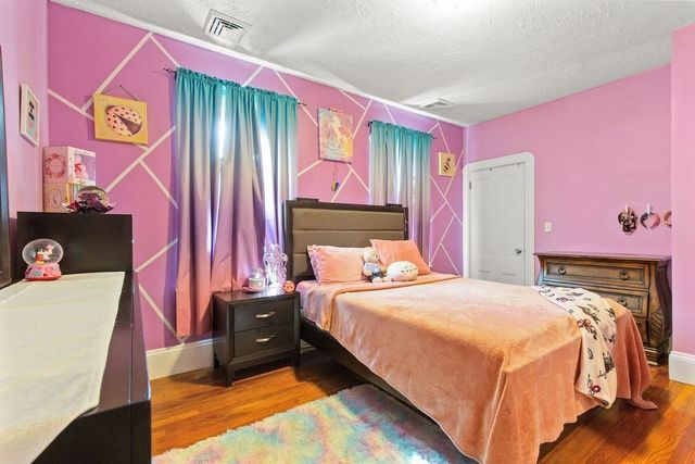 356 Crescent St, Brockton, MA 02302