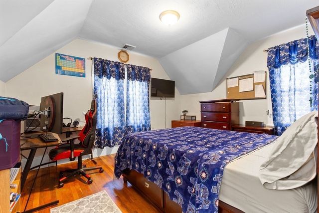 356 Crescent St, Brockton, MA 02302