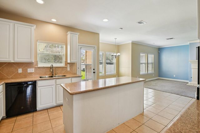 101 Borondo Reach, La Marque, TX 77568