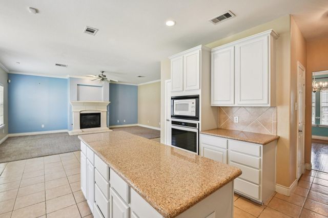 101 Borondo Reach, La Marque, TX 77568