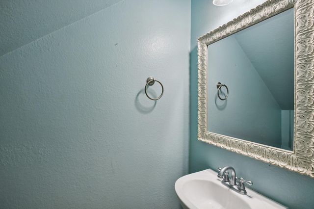 101 Borondo Reach, La Marque, TX 77568