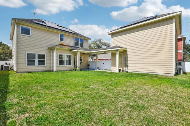 101 Borondo Reach, La Marque, TX 77568