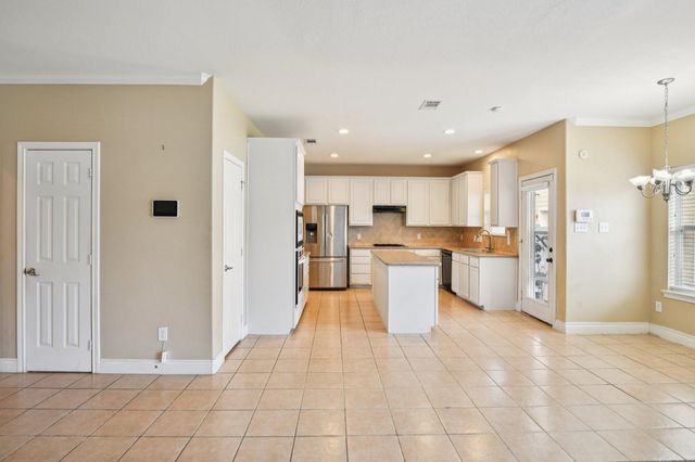 101 Borondo Reach, La Marque, TX 77568