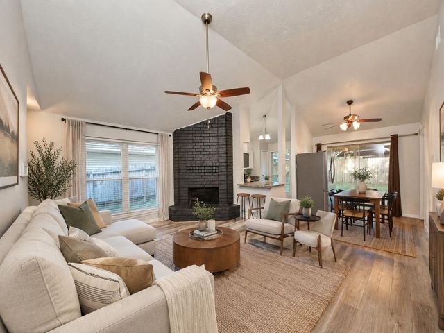 6715 Bluebottle Lane, Katy, TX 77449