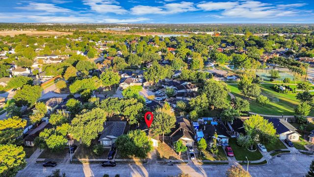 6715 Bluebottle Lane, Katy, TX 77449