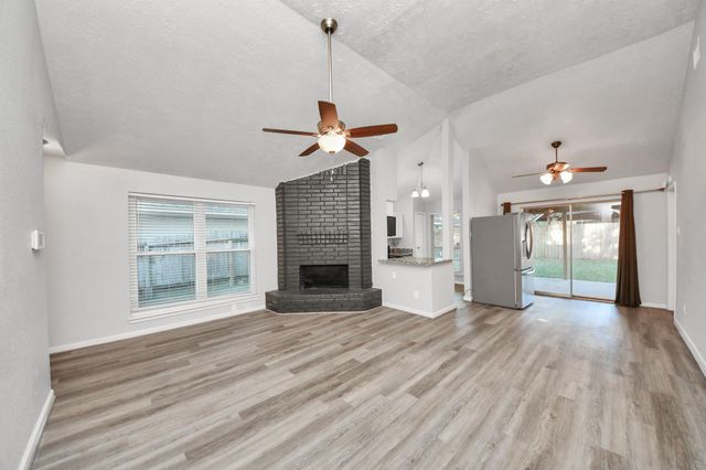 6715 Bluebottle Lane, Katy, TX 77449