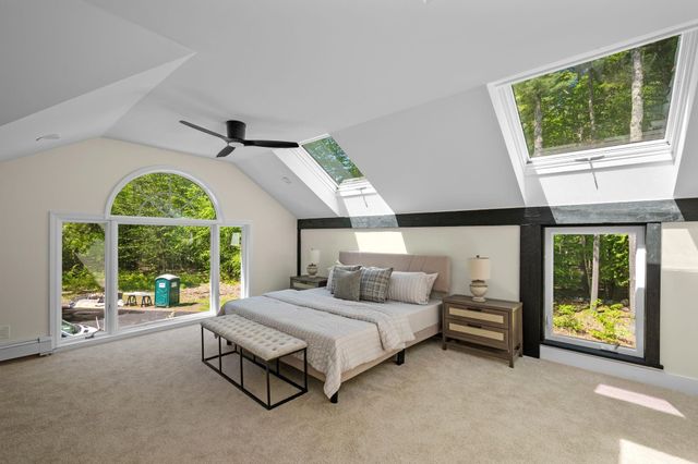 20 Hawkewood Road, Sandown, NH 03873