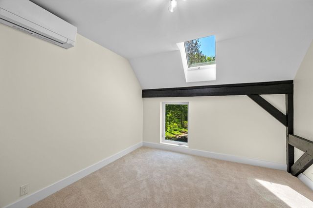 20 Hawkewood Road, Sandown, NH 03873