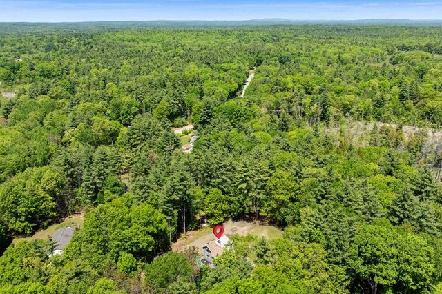 20 Hawkewood Road, Sandown, NH 03873