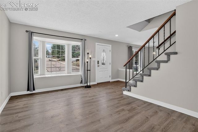 2416 Garden Way, Colorado Springs, CO 80918