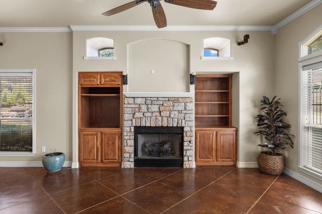 202 Harbor Landing Drive, Rockwall, TX 75032