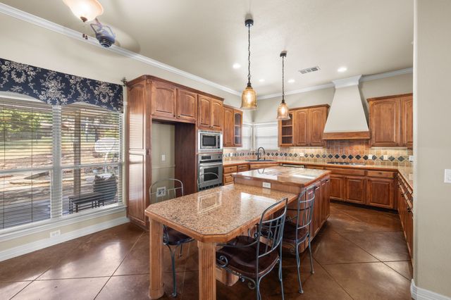 202 Harbor Landing Drive, Rockwall, TX 75032