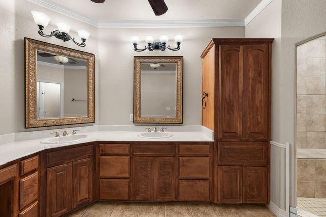 202 Harbor Landing Drive, Rockwall, TX 75032