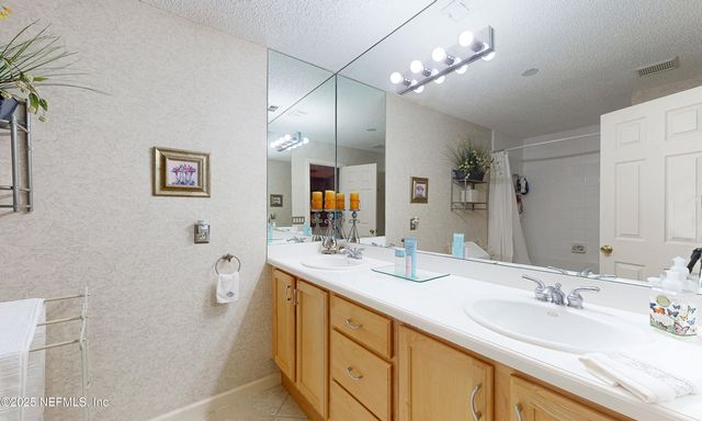 13715 RICHMOND PARK Drive 308, Jacksonville, FL 32224